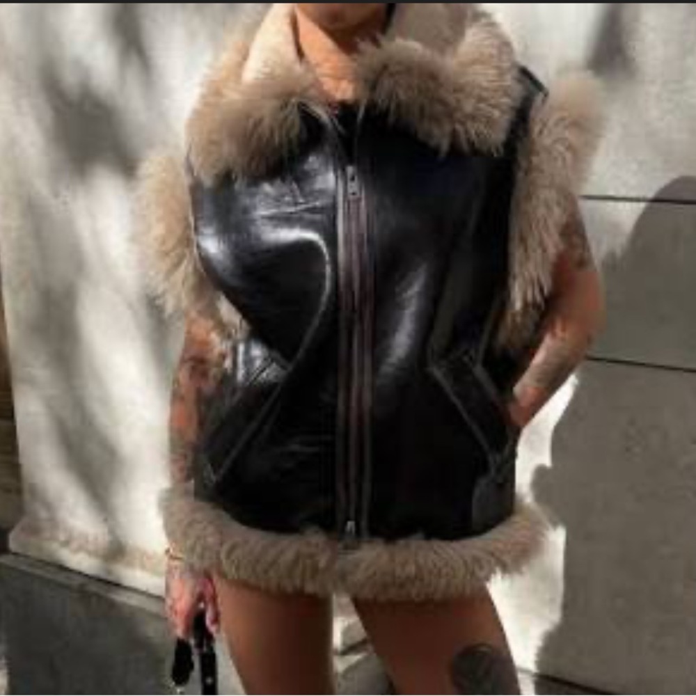 NWT Charlotte Simone leather and fur vest - Picture 2 of 8